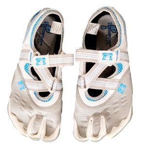 Women's Barefoot Bodyglove water shoes Size 6